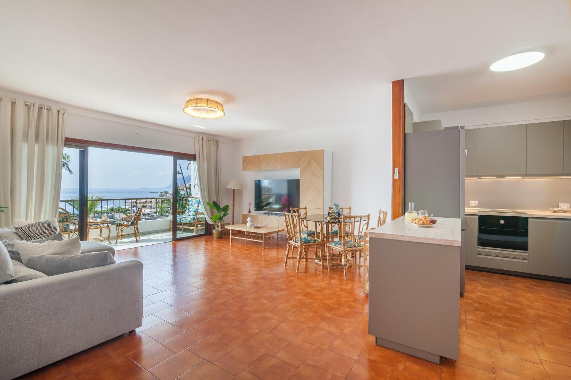 Appartamento Casa De Franco - Ocean View, Terrace, Balcony, 50M From Playa La Arena, Fibre Net Puerto de Santiago  Esterno foto