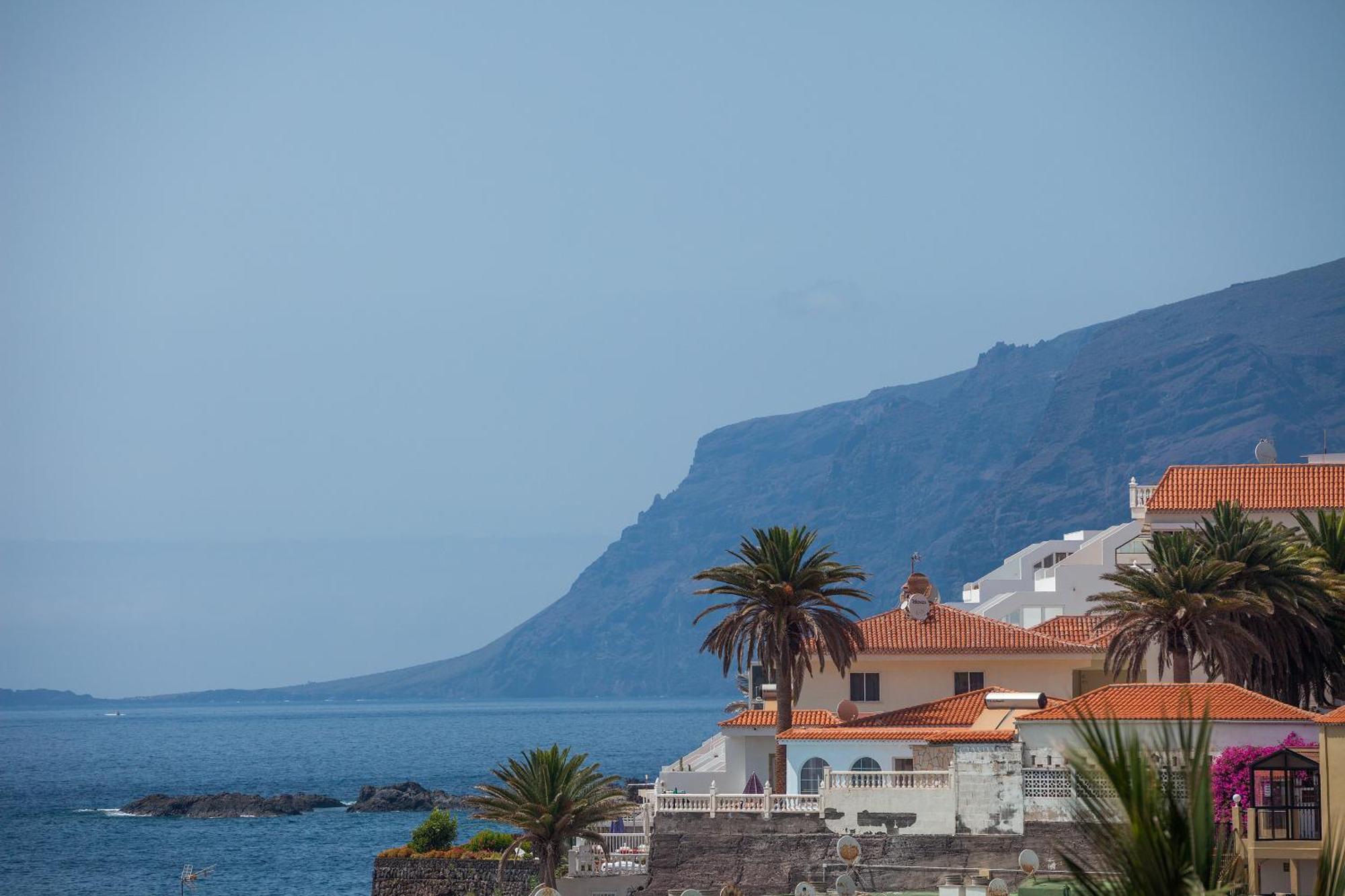 Appartamento Casa De Franco - Ocean View, Terrace, Balcony, 50M From Playa La Arena, Fibre Net Puerto de Santiago  Esterno foto